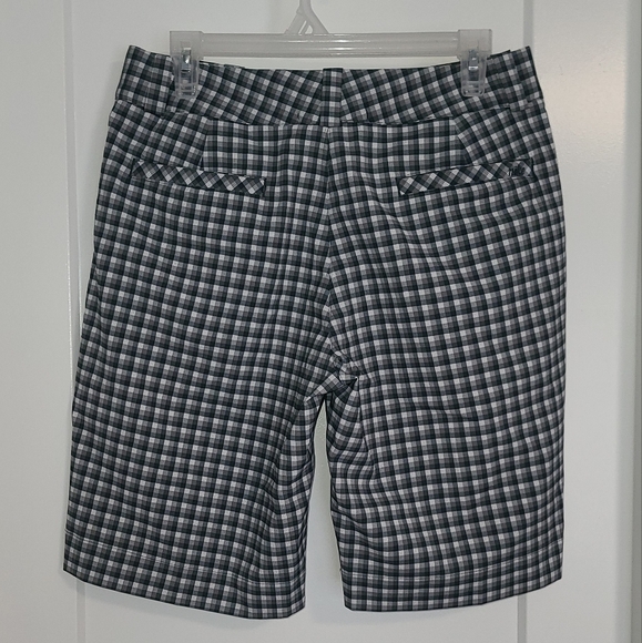 Nike golf shorts size med blue,grey &white - Picture 2 of 3